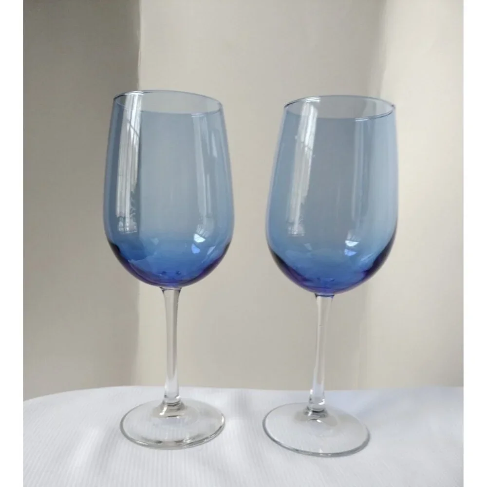 2 Pier One Vina Blue Wine Glasses Clear Stemmed 9.25